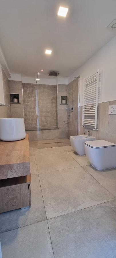 Chalet Sophie - Luxury Chalet Roletto المظهر الخارجي الصورة