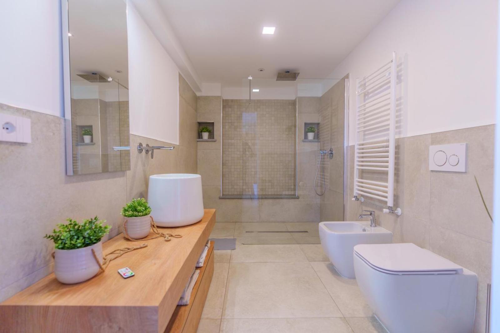 Chalet Sophie - Luxury Chalet Roletto المظهر الخارجي الصورة