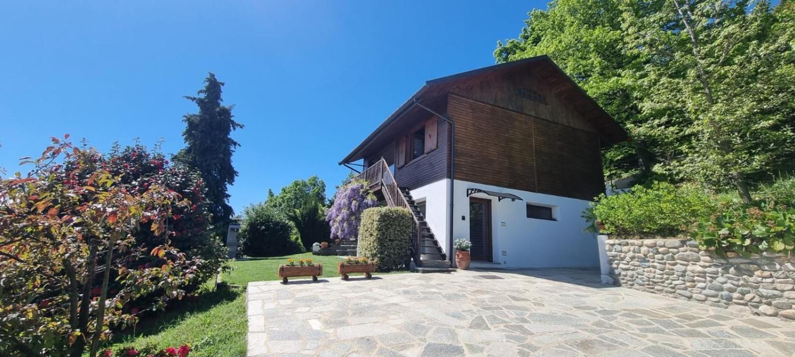 Chalet Sophie - Luxury Chalet Roletto المظهر الخارجي الصورة