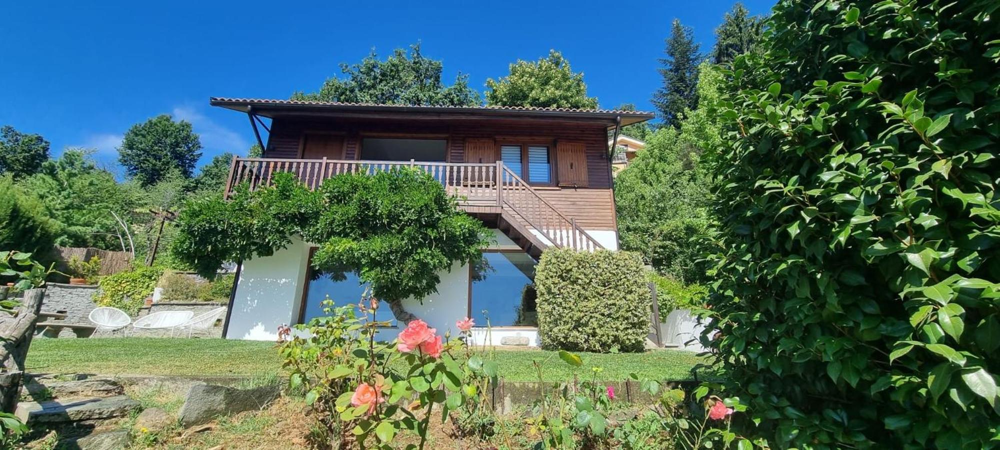 Chalet Sophie - Luxury Chalet Roletto المظهر الخارجي الصورة