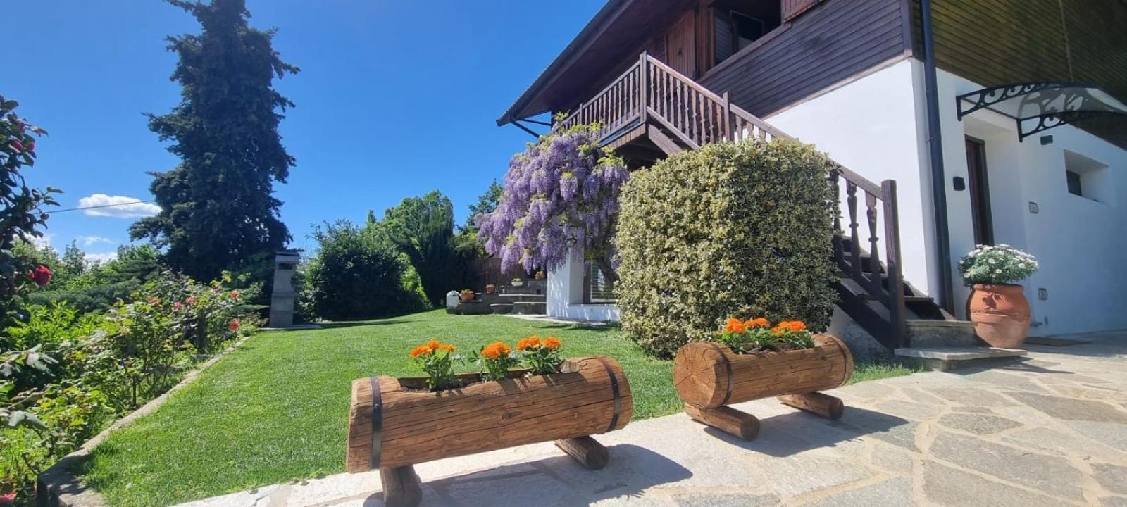 Chalet Sophie - Luxury Chalet Roletto المظهر الخارجي الصورة