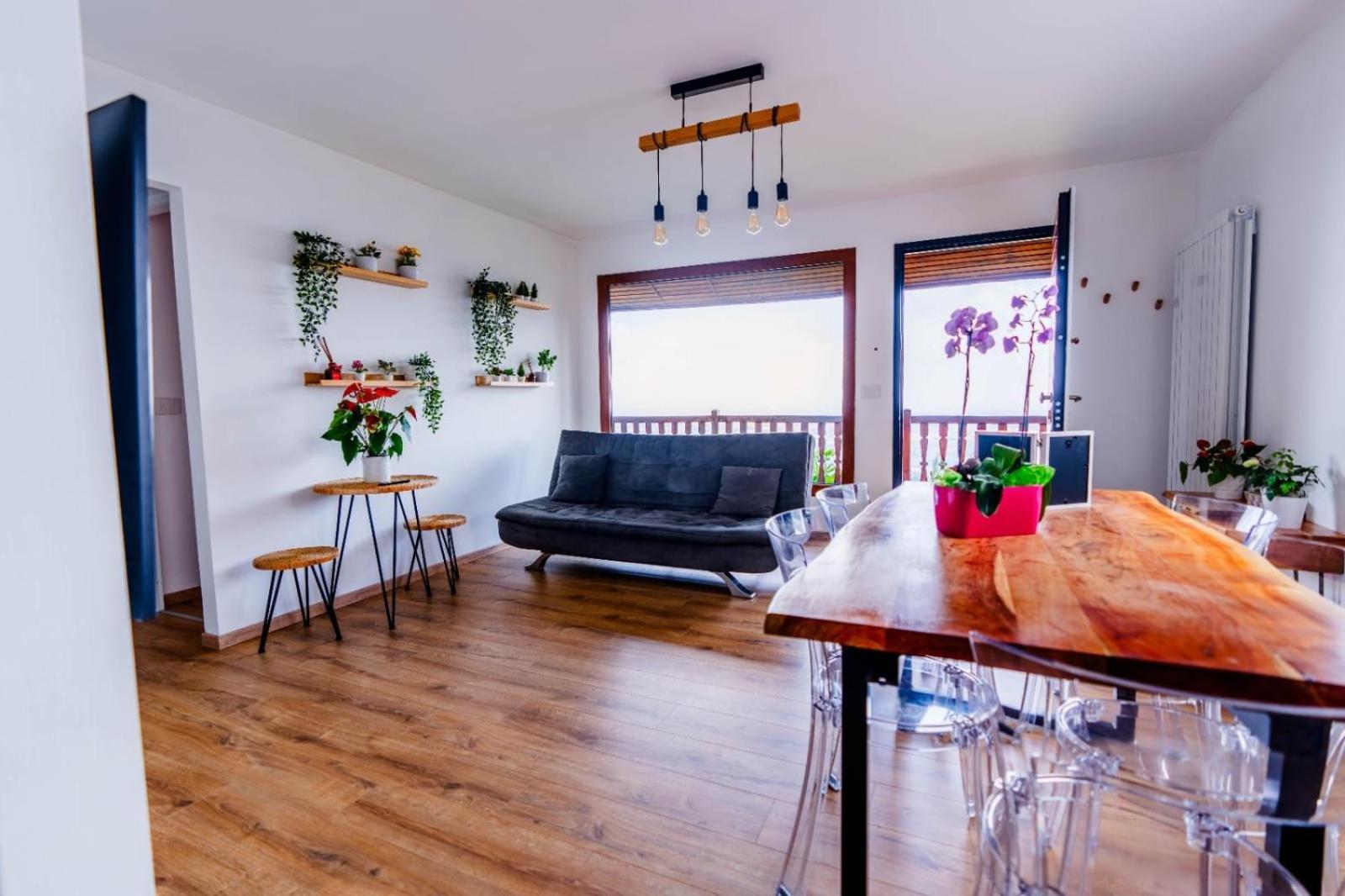 Chalet Sophie - Luxury Chalet Roletto المظهر الخارجي الصورة